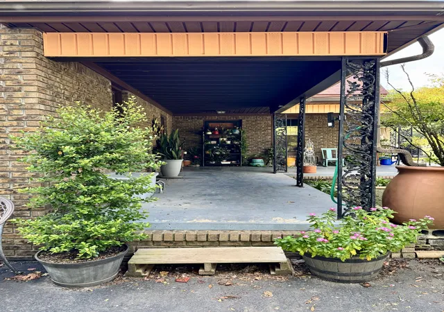 Photo 4 of Single family home for sale at 109 West 1st St, Iron City, TN 38463 | MLS# 3592135 | Listing updated on 2026-09-19