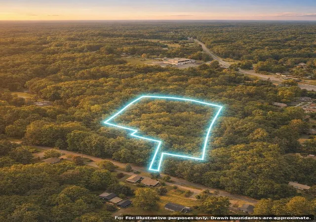 Photo 3 of Land for sale at 417 N Park St, Hohenwald, TN 38462 | MLS# 3592114 | Listing updated on 2026-09-15