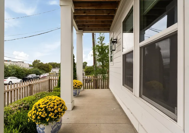 Photo 3 of Single family home for sale at 630 Croley Dr, Nashville, TN 37209 | MLS# 3599123 | Listing updated on 2026-10-04