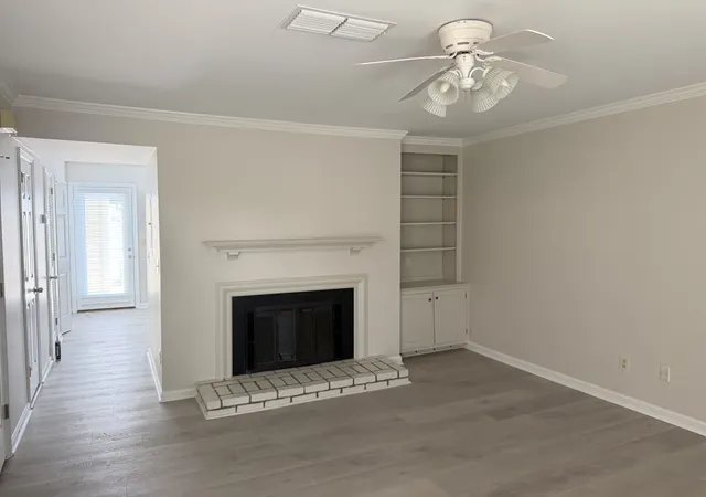 Photo 2 of Townhouse for sale at 305 Brentwood Pt, Brentwood, TN 37027 | MLS# 3598423 | Listing updated on 2026-10-06