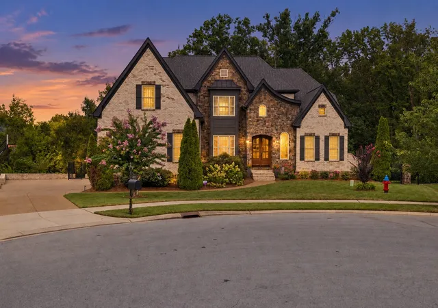 Photo 2 of Mansion for sale at 2231 Dunblane Ln, Franklin, TN 37069 | MLS# 3593278 | Listing updated on 2026-10-07