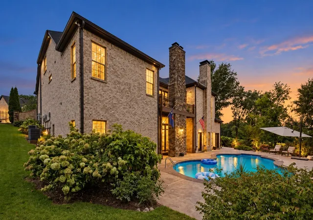 Photo 3 of Mansion for sale at 2231 Dunblane Ln, Franklin, TN 37069 | MLS# 3593278 | Listing updated on 2026-10-07
