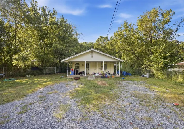 Photo 2 of Single family home for sale at 359 Lakes Rd, Tracy City, TN 37387 | MLS# 3592243 | Listing updated on 2026-09-17