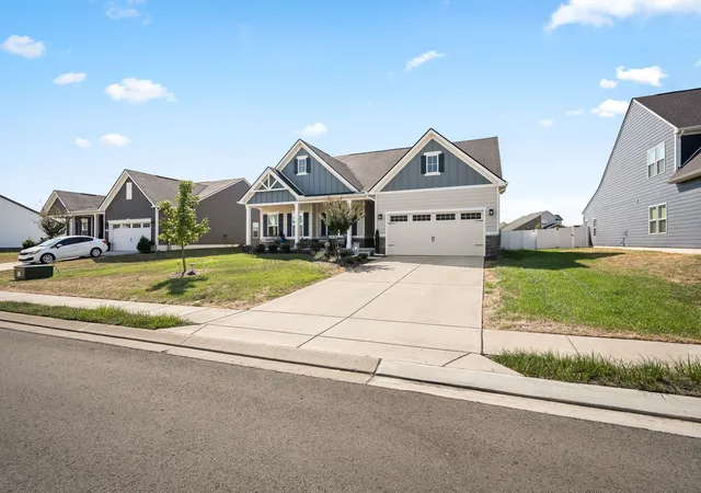 Photo 2 of Single family home for sale at 3408 Firerock Dr, Murfreesboro, TN 37128 | MLS# 3593950 | Listing updated on 2026-09-24