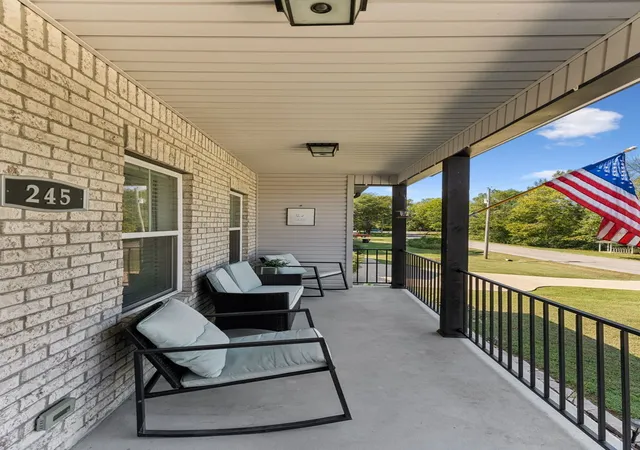 Photo 4 of Single family home for sale at 245 Valley Dr, Columbia, TN 38401 | MLS# 3593341 | Listing updated on 2026-09-23