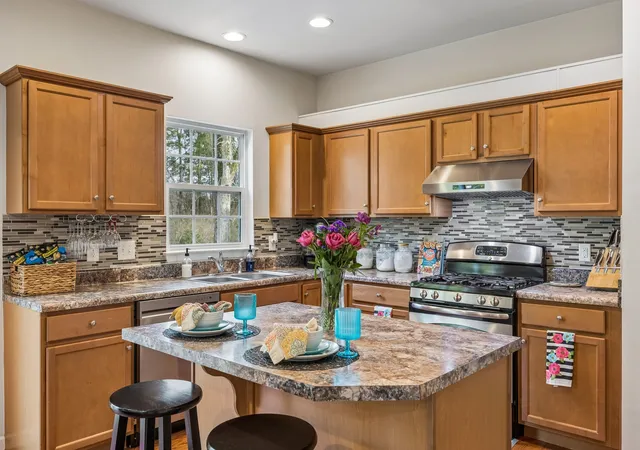 Photo 4 of Single family home for sale at 2512 Janalyn Trce, Hermitage, TN 37076 | MLS# 3593679 | Listing updated on 2026-10-05