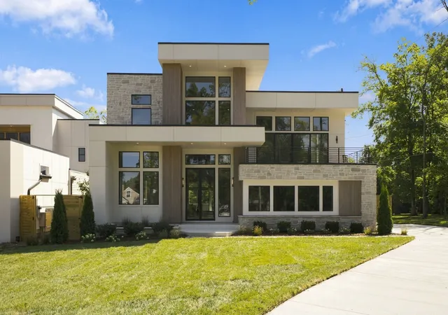 Photo 1 of Mansion for sale at 4206b Belmont Park Ter, Nashville, TN 37215 | MLS# 3592881 | Listing updated on 2026-10-01