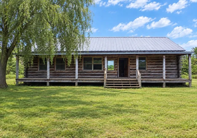 Single family home for sale at 3275 Sweethome Rd, Ashland City, TN 37015 | MLS# 3598853