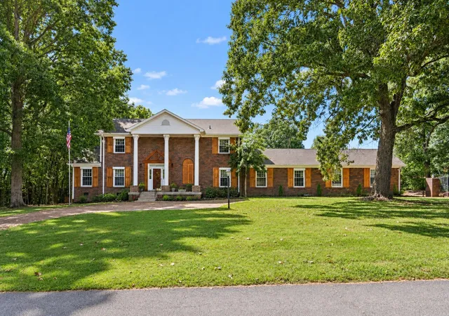 Photo 1 of Single family home for sale at 103 Forrest Hills Cir, Dickson, TN 37055 | MLS# 3596119 | Listing updated on 2026-09-29
