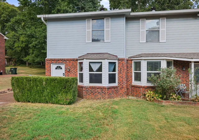 Photo 2 of Townhouse for sale at 681 Mercer Dr, Hermitage, TN 37076 | MLS# 3594320 | Listing updated on 2026-10-04