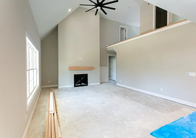 Photo 2 of Single family home for sale at 1155 Chagford Dr, Clarksville, TN 37043 | MLS# 3592446 | Listing updated on 2026-10-13