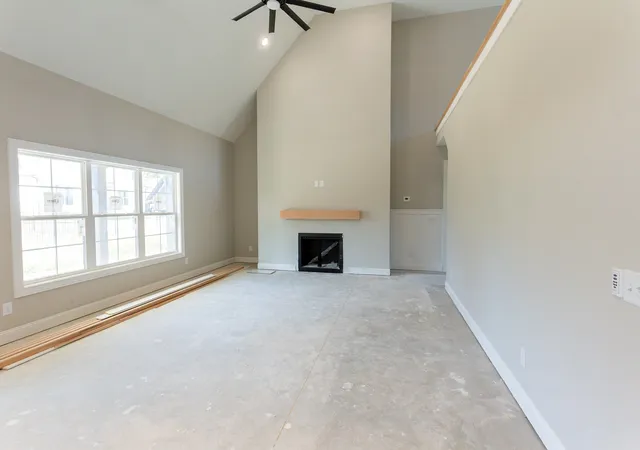 Photo 3 of Single family home for sale at 1155 Chagford Dr, Clarksville, TN 37043 | MLS# 3592446 | Listing updated on 2026-10-13