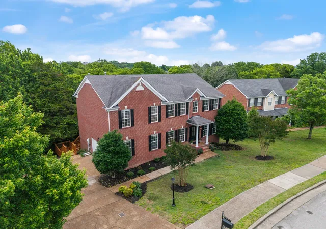 Photo 3 of Single family home for sale at 6544 Banbury Xing, Brentwood, TN 37027 | MLS# 3594109 | Listing updated on 2026-09-19