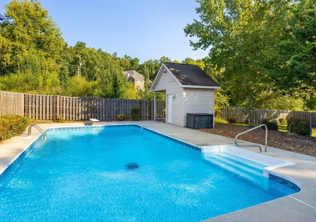 Photo 3 of Sale Pending at 503 Gibson Pond Rd, Chattanooga, TN 37421 | MLS# 3624666 | Listing updated on 2026-10-23