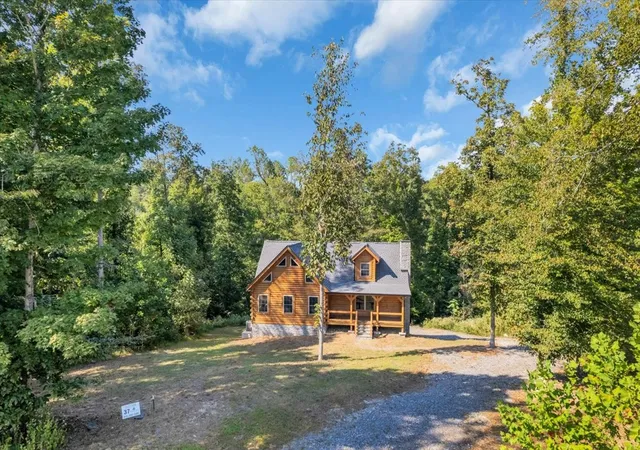 Single family home for sale at 197 Peninsula Edge, Sparta, TN 38583 | MLS# 3598646