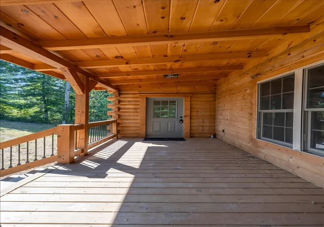 Photo 2 of Single family home for sale at 197 Peninsula Edge, Sparta, TN 38583 | MLS# 3598646 | Listing updated on 2026-09-24