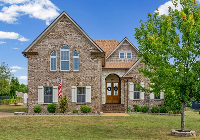 Photo 2 of Single family home for sale at 510 Falcon Crk, Lebanon, TN 37087 | MLS# 3594076 | Listing updated on 2026-09-24