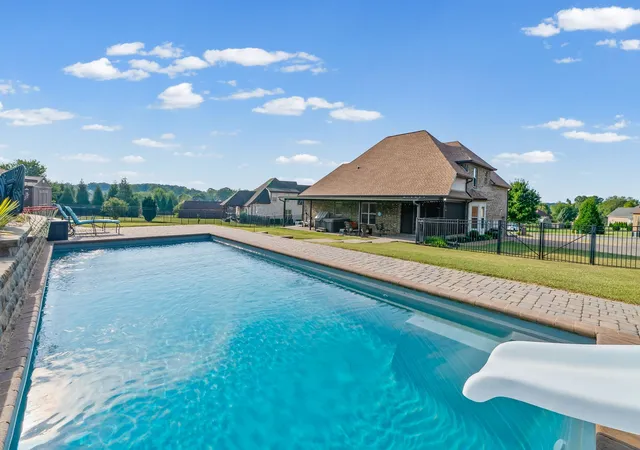 Photo 3 of Single family home for sale at 510 Falcon Crk, Lebanon, TN 37087 | MLS# 3594076 | Listing updated on 2026-09-24