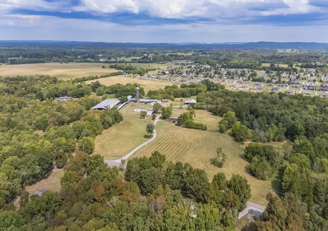 Photo 4 of House for sale at 1920 Old Hwy 99, Chapel Hill, TN 37034 | MLS# 3598320 | Listing updated on 2026-09-23