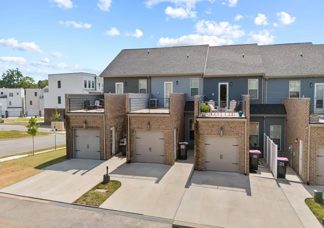 Photo 3 of Townhouse for sale at 214 Franklin St, Pleasant View, TN 37146 | MLS# 3594297 | Listing updated on 2026-10-03