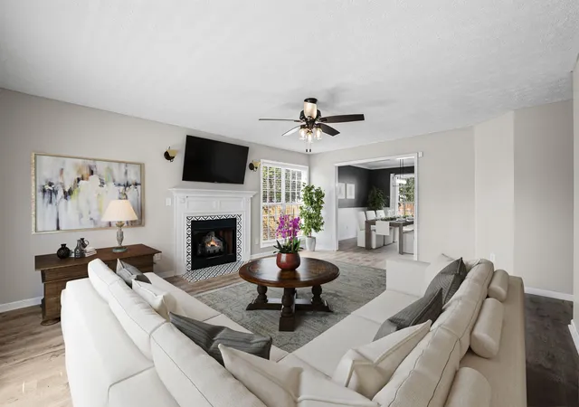 Photo 3 of Single family home for sale at 3558 Neena Ct, Clarksville, TN 37042 | MLS# 3593887 | Listing updated on 2026-09-19