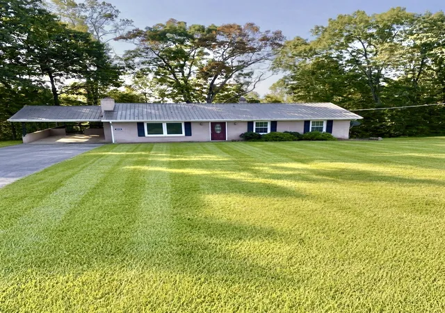Single family home for sale at 1570 Verna Qualls Rd, Sparta, TN 38583 | MLS# 3598916