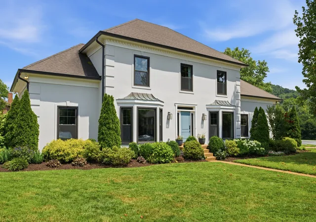 Photo 1 of Single family home for sale at 700 Burleigh Ct, Nashville, TN 37221 | MLS# 3598840 | Listing updated on 2026-10-11