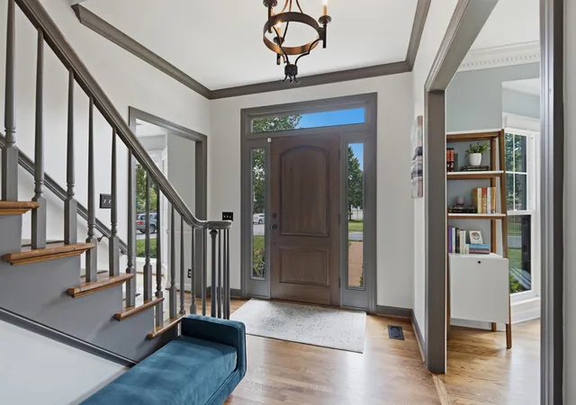 Photo 3 of Single family home for sale at 700 Burleigh Ct, Nashville, TN 37221 | MLS# 3598840 | Listing updated on 2026-10-11