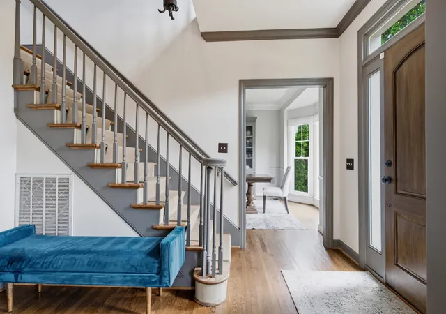 Photo 4 of Single family home for sale at 700 Burleigh Ct, Nashville, TN 37221 | MLS# 3598840 | Listing updated on 2026-10-11