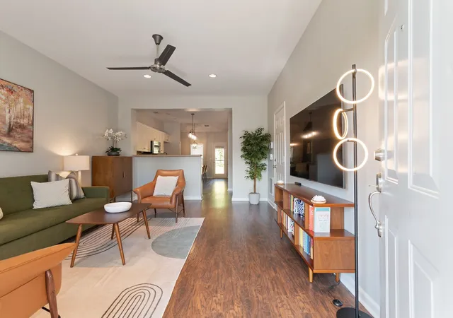 Photo 2 of Single family home for sale at 420 Normandy Cir, Nashville, TN 37209 | MLS# 3594097 | Listing updated on 2026-09-19