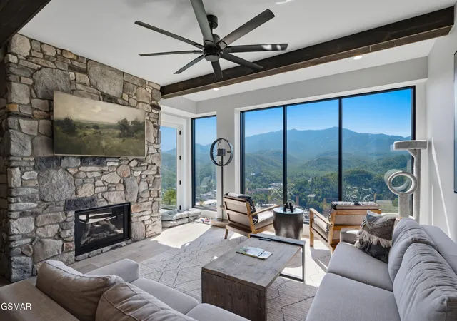 Photo 3 of Condo for sale at 855 Campbell Lead Rd #303, Gatlinburg, TN 37738 | MLS# 3592579 | Listing updated on 2026-10-20