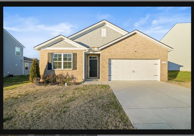 Photo 1 of Single family home for sale at 210 Addison Ave, Chapel Hill, TN 37034 | MLS# 3592600 | Listing updated on 2026-09-17