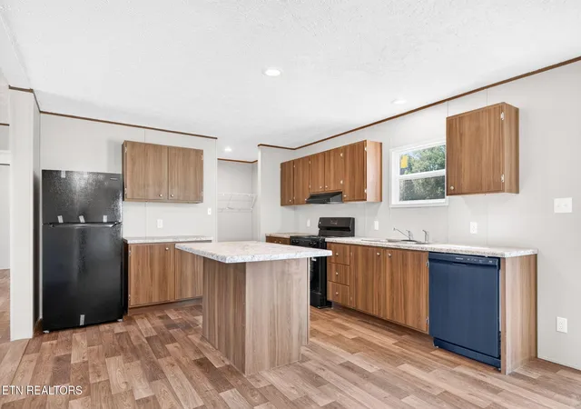 Photo 4 of Manufactured home for sale at 197 Petty Rd, Sparta, TN 38583 | MLS# 3629805 | Listing updated on 2026-10-30