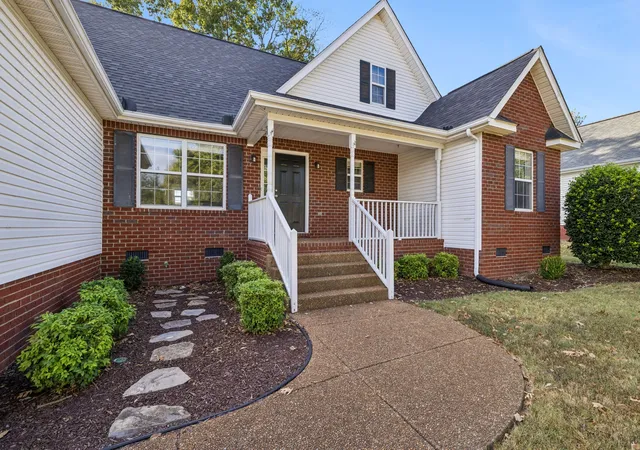 Photo 1 of Single family home for sale at 2609 Matchstick Pl, Spring Hill, TN 37174 | MLS# 3596586 | Listing updated on 2026-10-01