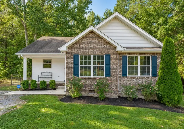 Single family home for sale at 1028 Chris Dr, Portland, TN 37148 | MLS# 3596208