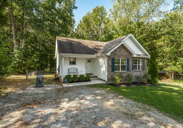 Photo 4 of Single family home for sale at 1028 Chris Dr, Portland, TN 37148 | MLS# 3596208 | Listing updated on 2026-09-19