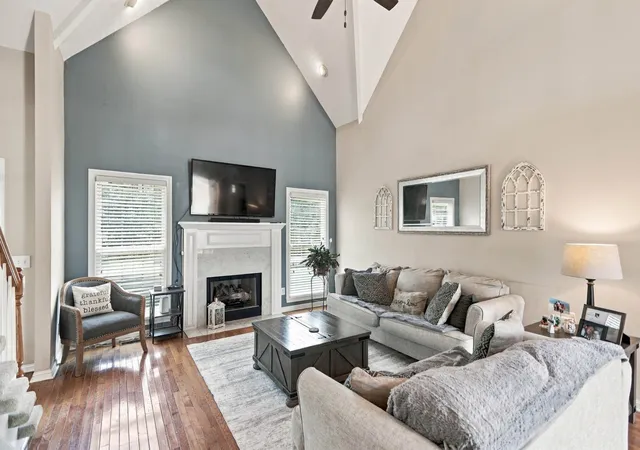 Photo 2 of Single family home for sale at 104 Tamaras Ct, Hendersonville, TN 37075 | MLS# 3592658 | Listing updated on 2026-09-18
