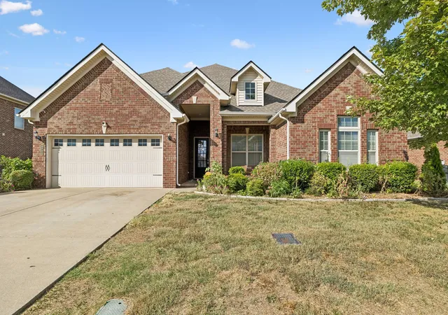 Photo 1 of Single family home for sale at 4732 Kingdom Dr, Murfreesboro, TN 37128 | MLS# 3598612 | Listing updated on 2026-09-27