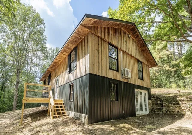 Photo 3 of Single family home for sale at 1317 Shawnettee Rd, Collinwood, TN 38450 | MLS# 3592674 | Listing updated on 2026-09-16