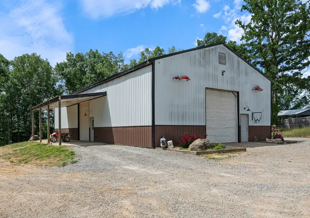 Photo 2 of Land for sale at 0 Vanleer Hwy, Charlotte, TN 37036 | MLS# 3597135 | Listing updated on 2026-09-21