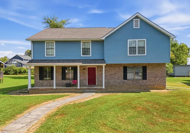 Multi family home for sale at 1418 Stratton Pl Dr, Chattanooga, TN 37421 | MLS# 3592784