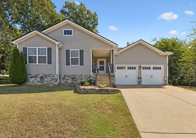 Photo 1 of Single family home for sale at 1891 Sheffield Ln, Columbia, TN 38401 | MLS# 3592864 | Listing updated on 2026-09-21
