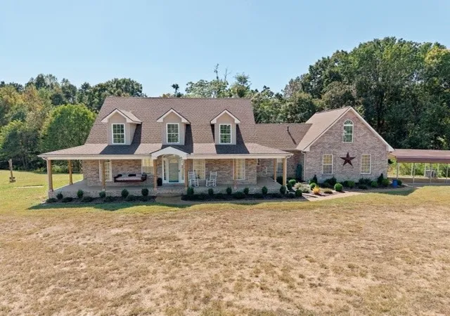 Photo 3 of Single family home for sale at 389 Ben Albert Rd, Cottontown, TN 37048 | MLS# 3610716 | Listing updated on 2026-10-02
