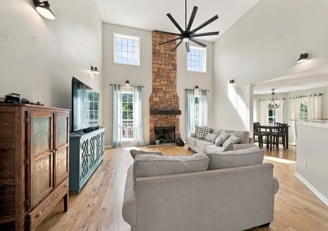 Photo 4 of Single family home for sale at 389 Ben Albert Rd, Cottontown, TN 37048 | MLS# 3610716 | Listing updated on 2026-10-02