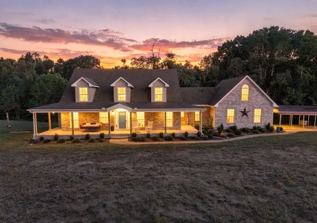 Photo 1 of Single family home for sale at 389 Ben Albert Rd, Cottontown, TN 37048 | MLS# 3610716 | Listing updated on 2026-10-02
