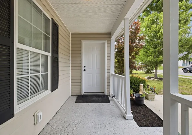 Photo 3 of Single family home for sale at 4166 Providence Park Ln, Nashville, TN 37211 | MLS# 3593556 | Listing updated on 2026-09-17