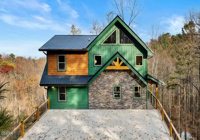 Single family home for sale at 1857 Beach Front Dr, Sevierville, TN 37876 | MLS# 3592818 | Listing updated on 2026-09-16