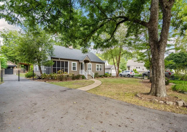 Photo 1 of Single family home for sale at 307 Marlboro Ave, Chattanooga, TN 37411 | MLS# 3592832 | Listing updated on 2026-10-08