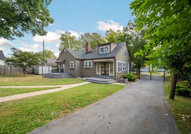 Photo 2 of Single family home for sale at 307 Marlboro Ave, Chattanooga, TN 37411 | MLS# 3592832 | Listing updated on 2026-10-08