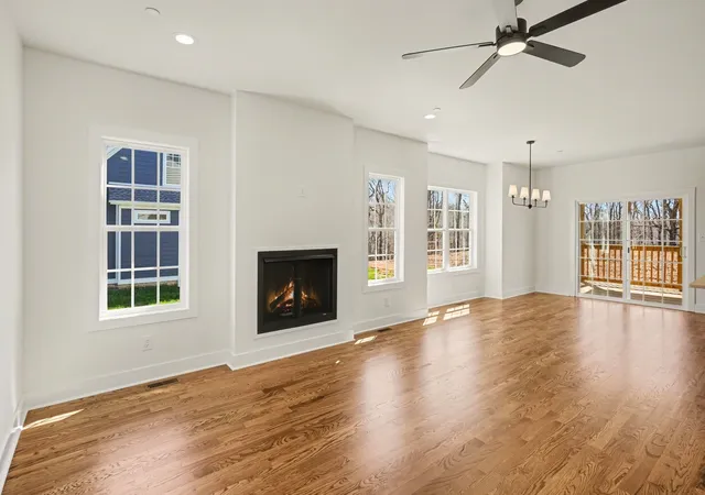 Photo 3 of Single family home for sale at 2031 Eagles Blf Dr, Pleasant View, TN 37146 | MLS# 3593551 | Listing updated on 2026-09-20